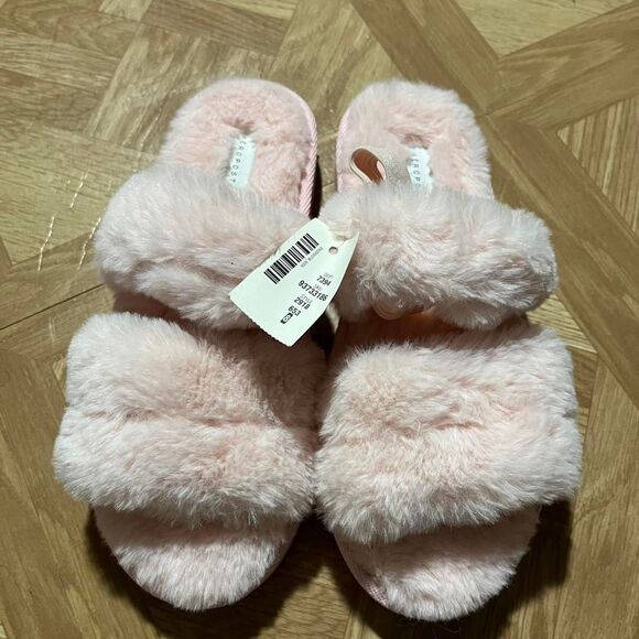 Aeropostale Women's Pink Slides - Picture 5 of 5